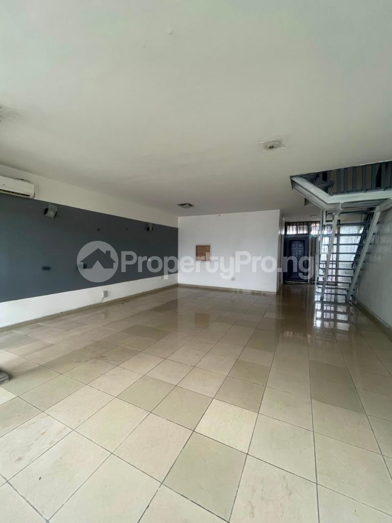 3 bedroom House for rent 1004 Victoria Island Lagos