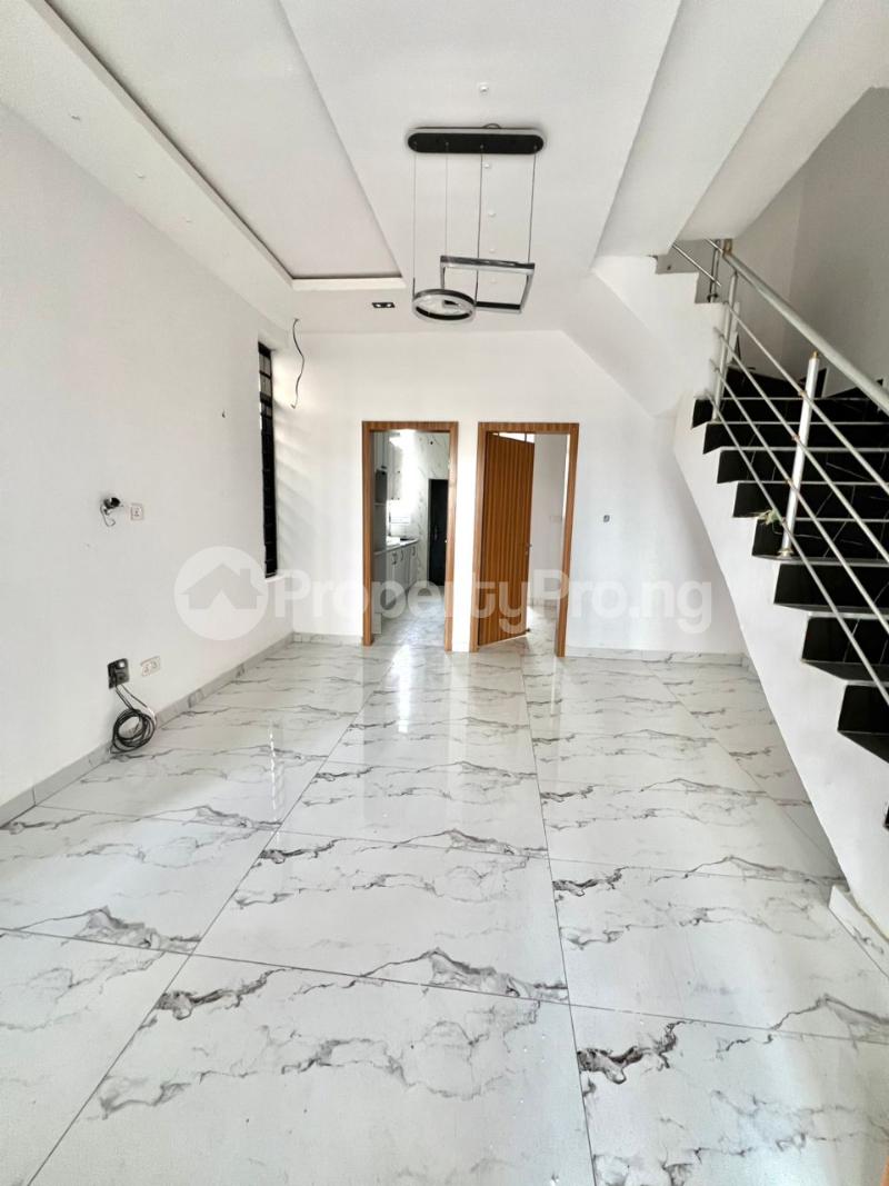 3 bedroom House for rent  Ikota Lekki Lagos