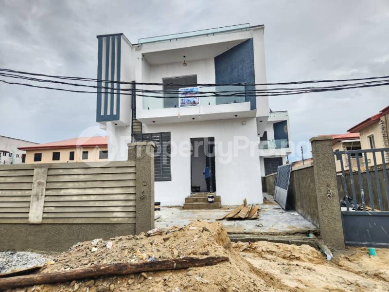 4 bedroom House for sale  Thomas estate Ajah Lagos