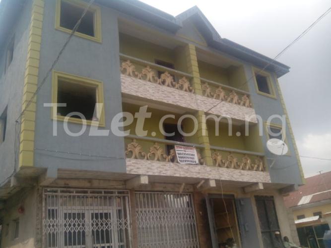 3 bedroom Commercial Property for rent 26, Queens Street Yaba Yaba Lagos - 0