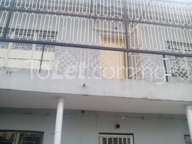 3 bedroom Flat / Apartment for rent No 4, Eric Moore Street Surulere Surulere Lagos - 0