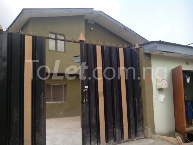 2 bedroom Flat / Apartment for rent 28, Owoade Street Off Estate Road Ketu Kosofe/Ikosi Lagos