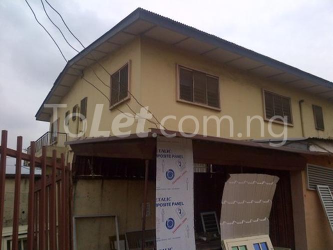 3 bedroom Flat / Apartment for rent Agidi Road Off Estate Road Ketu Kosofe/Ikosi Lagos
