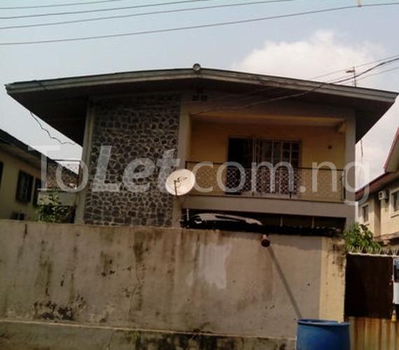 3 bedroom Flat / Apartment for rent Willma Street, Off Adebisi Ilupeju Maryland Lagos