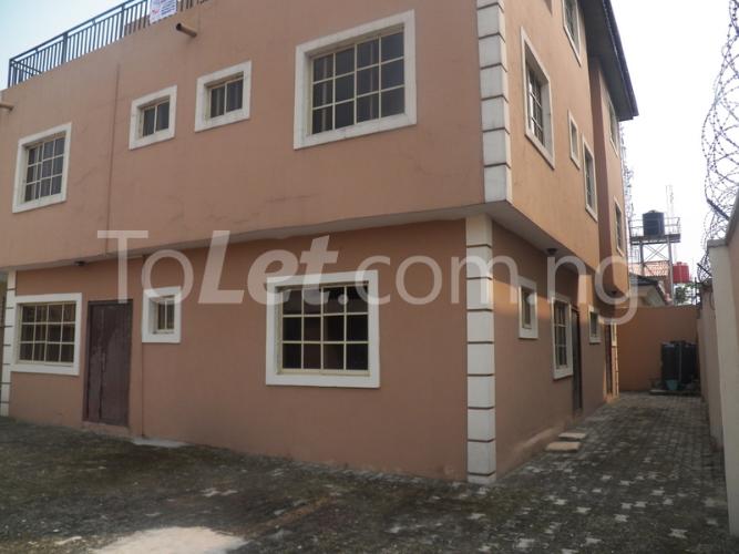 4 bedroom House for rent Shabiru Anjorin Street Lekki Lekki Lagos - 0