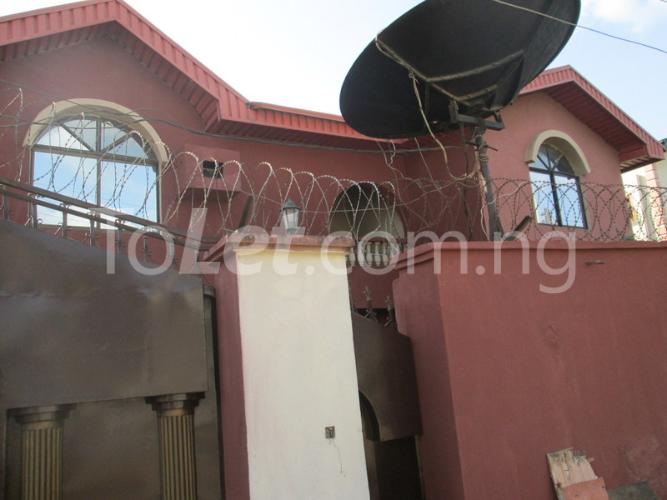 3 bedroom Flat / Apartment for rent 11, Okpofe Street Oshodi Expressway Oshodi Lagos