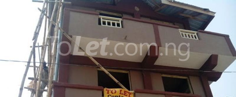2 bedroom Flat / Apartment for rent 253, Bornoway, Adekunle Yaba Yaba Lagos - 0