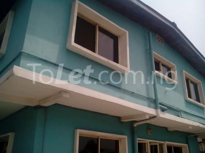 3 bedroom Flat / Apartment for rent No 7, Ayato Street Off Gbeto Street Bickersteth Estate Yaba Yaba Lagos