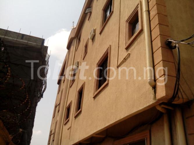 2 bedroom Flat / Apartment for rent Spencer Road Yaba Yaba Lagos - 0