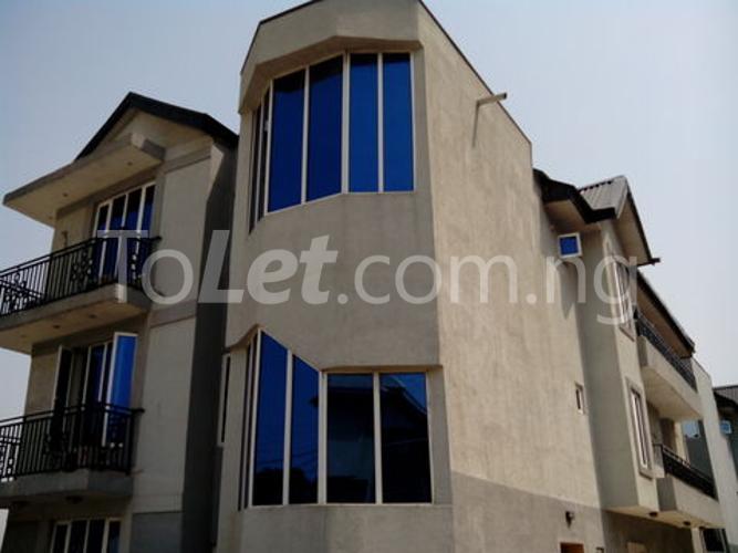 3 bedroom Flat / Apartment for rent Continental Way, Ikosi G.r.a Ketu Kosofe/Ikosi Lagos