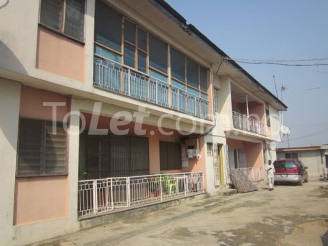 3 bedroom Flat / Apartment for rent Ooba Street Off Solomon Street Ketu Kosofe/Ikosi Lagos