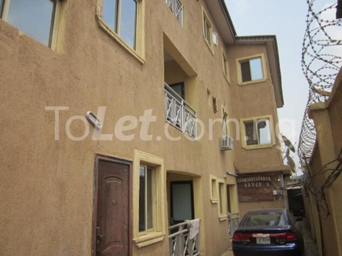 2 bedroom Flat / Apartment for rent Oyatungan Street (close To Excellence Hotel) Ogba Ogba-Egbema-Ndoni Lagos