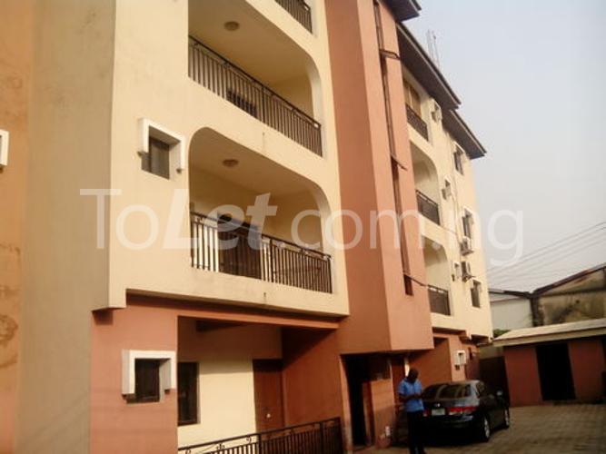3 bedroom Flat / Apartment for rent John Haggi Street, River Valley, Ojodu Ojodu Lagos
