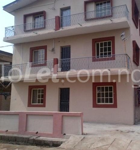 2 bedroom Flat / Apartment for rent 40, Tokunbo Street Yaba Yaba Lagos