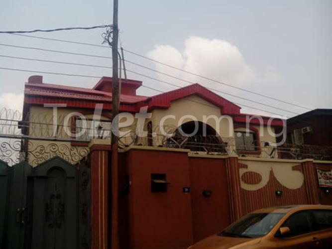 2 bedroom Flat / Apartment for rent 20, Bolaji Banwo Street Surulere Surulere Lagos
