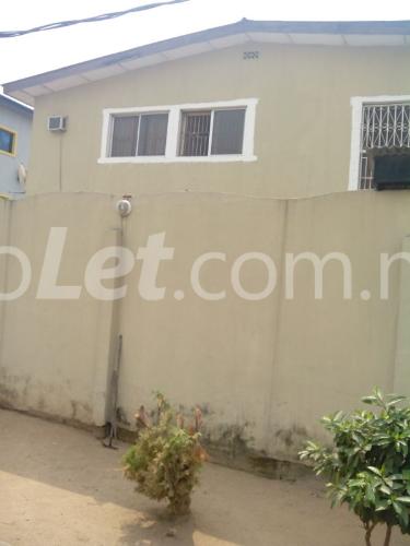 3 bedroom Flat / Apartment for rent Ramat Close Ogudu Ogudu Lagos
