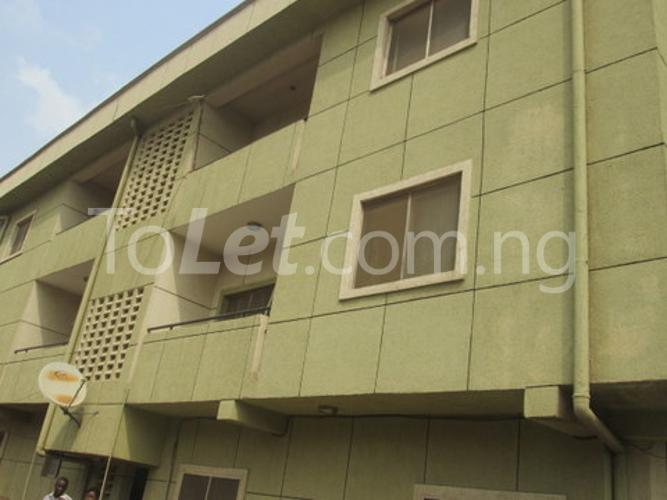 3 bedroom Flat / Apartment for rent Asa Afariogun Road Oshodi Expressway Oshodi Lagos