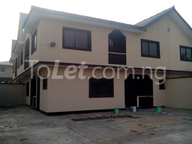 4 bedroom House for rent Jaye Oyedotun Street, Magodo Ketu Kosofe/Ikosi Lagos
