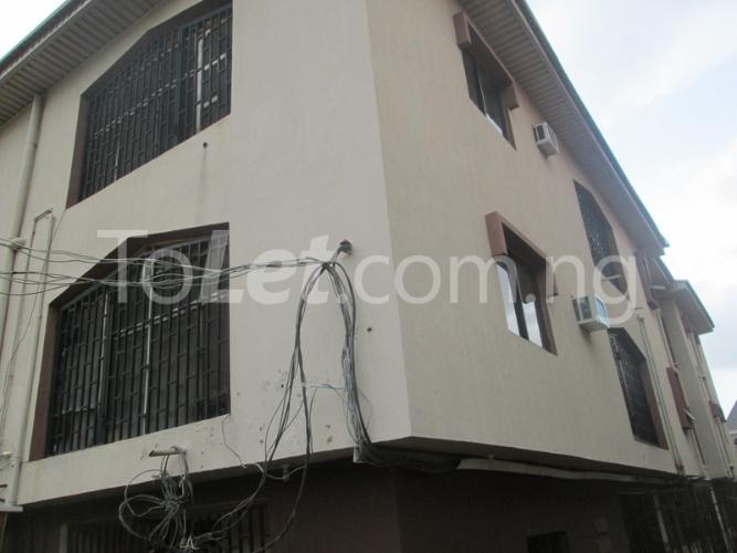 3 bedroom Flat / Apartment for rent 4, Victus Opala Street Oshodi Expressway Oshodi Lagos