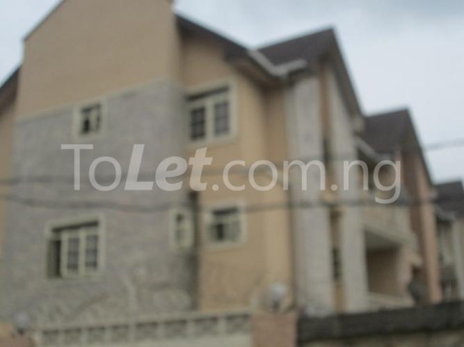 3 bedroom Flat / Apartment for rent 44,alhaji Toyibat, Medina Etstate Gbagada Gbagada Lagos