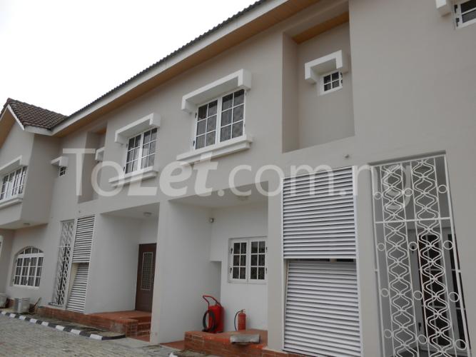 3 bedroom House for rent 46 Sokoto Street Mojisola Onikoyi Estate Ikoyi Lagos