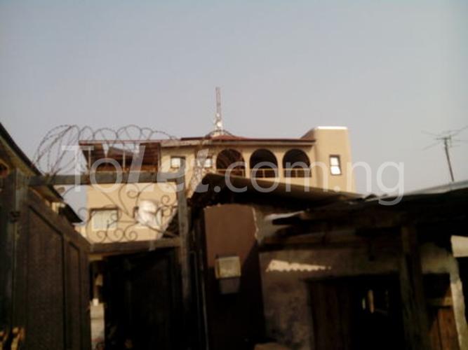 2 bedroom Flat / Apartment for rent Jinadu Street, Igbe Efon Lekki Lekki Lagos