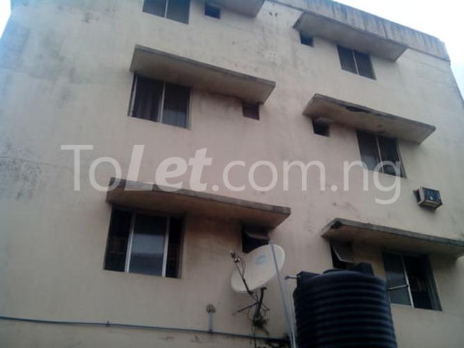 3 bedroom Flat / Apartment for rent 15, Ikpoh Street Off Olatilewa, Kilo Surulere Surulere Lagos - 0