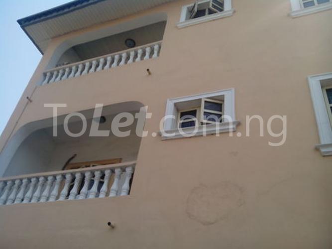 3 bedroom Flat / Apartment for rent 14a Makoko Road Yaba Yaba Lagos