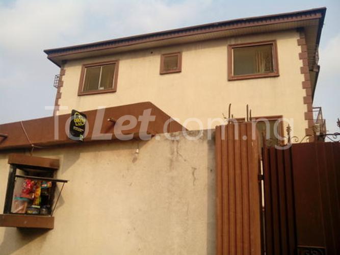 3 bedroom Flat / Apartment for rent 35, Salewu Street Off Randle Surulere Surulere Lagos