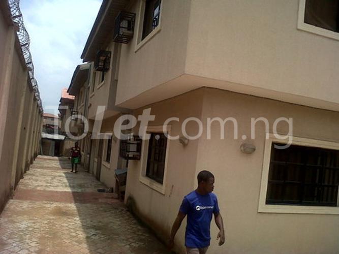 3 bedroom Flat / Apartment for rent Alhaji Bishi Street Ojodu Ojodu Lagos