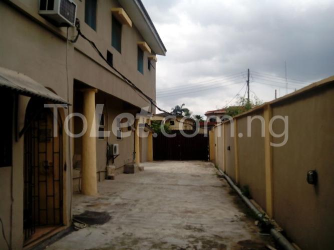 4 bedroom Flat / Apartment for rent Taiwo Ishola Street, Ojodu Ojodu Lagos