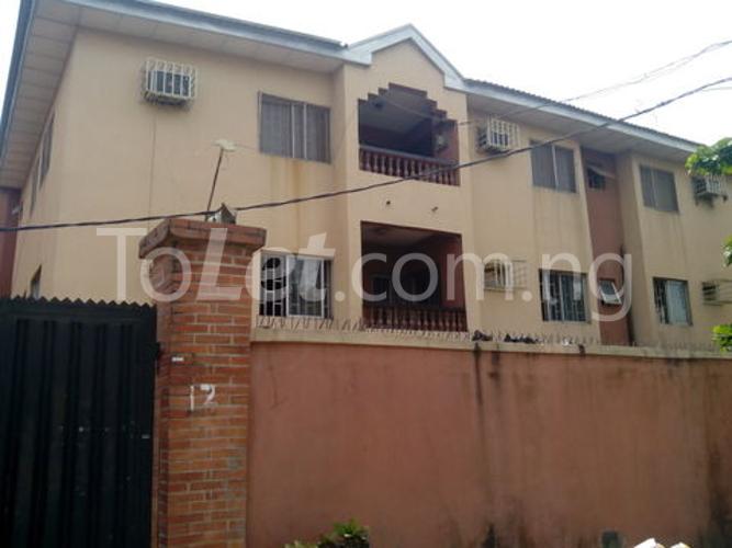 3 bedroom Flat / Apartment for rent 12, Jay Momoh Oshodi Expressway Oshodi Lagos