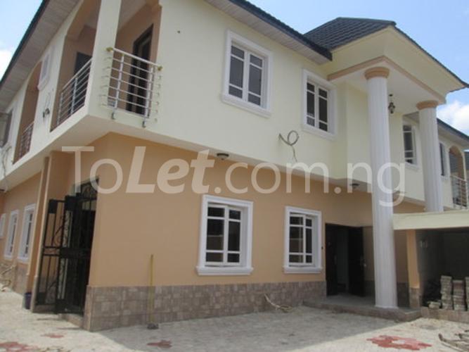3 bedroom Flat / Apartment for rent I.k Peters Close, Ajao Estate Oshodi Expressway Oshodi Lagos
