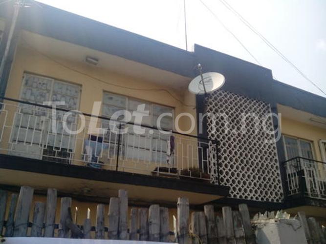 3 bedroom Flat / Apartment for rent 10, Eric Moore Street Surulere Surulere Lagos - 0