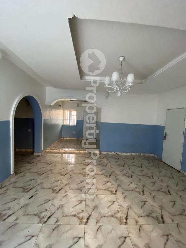 3 bedroom Flat / Apartment for rent Lekki Lagos