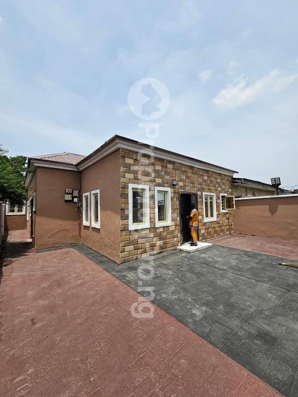 3 bedroom House for sale Abraham adesanya estate Ajah Lagos