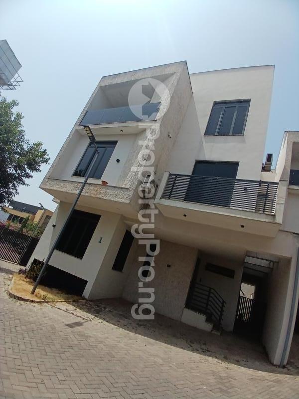 5 bedroom House for rent Diplomatic Zone Guzape Abuja
