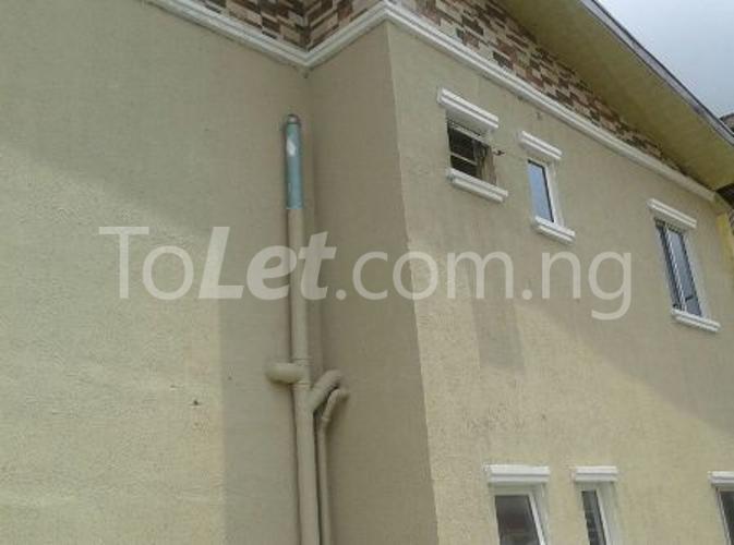 Flat / Apartment for rent Abule Oja, Yaba Yaba Lagos