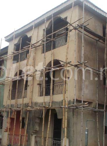 1 bedroom Flat / Apartment for rent Ayodele Street, Yaba Yaba Lagos - 0