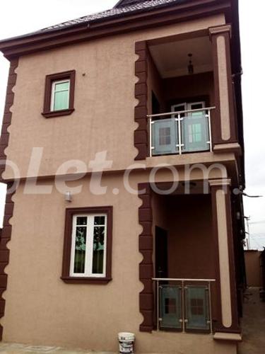 4 bedroom House for rent Fadeyi Street, Olowoira, Ojodu Ojodu Lagos