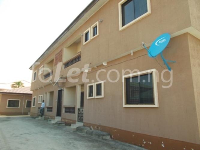 2 bedroom Flat / Apartment for rent Ogunfayo Roads, Before Lakowe, ibeju lekki Ibeju-Lekki Lagos