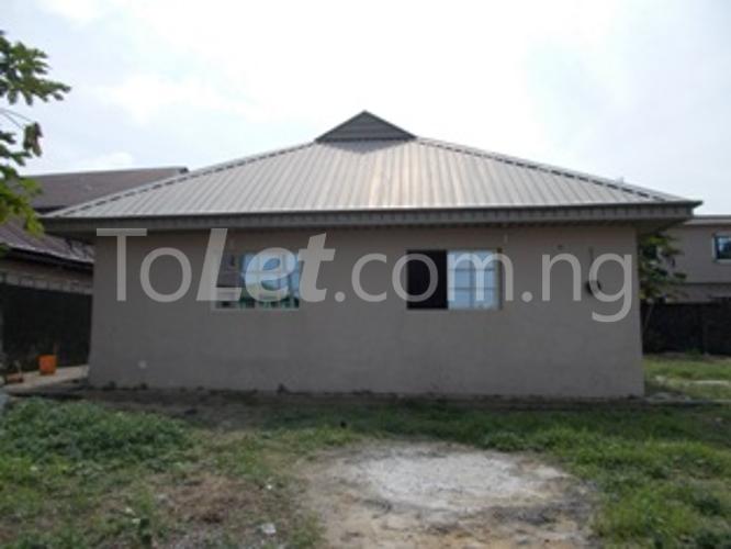 2 bedroom House for rent Off Mopo Road Back Of Market. Ajah Ibeju-Lekki Lagos