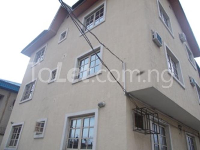 3 bedroom Flat / Apartment for rent No 10 Samuel Awoniyi Street. Ikeja Ikeja Lagos