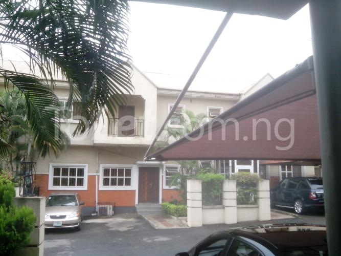 4 bedroom House for rent Maryland Crescent Maryland Ikeja Lagos