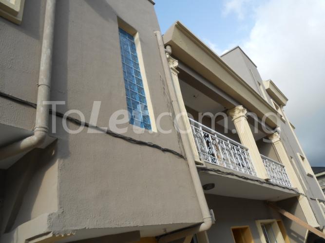 3 bedroom Flat / Apartment for rent 15 Freedom Street, Osapa London Lekki Lekki Lagos