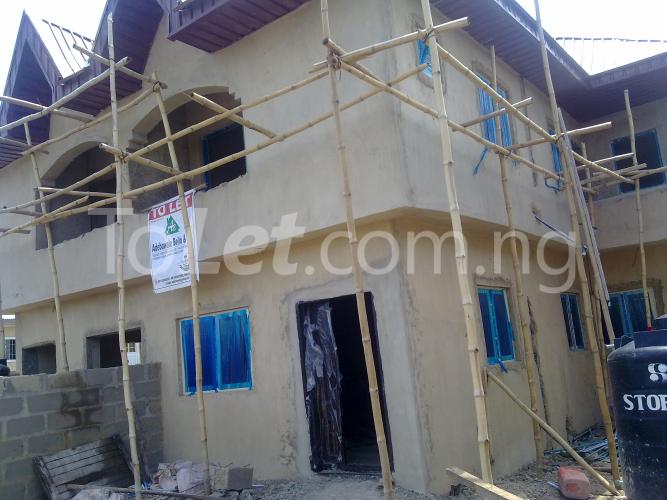 4 bedroom House for rent 28, Itolo Street, Off Eric Moore Road Surulere Surulere Lagos