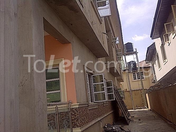 2 bedroom House for rent Green Valley Estate Ketu Kosofe/Ikosi Lagos