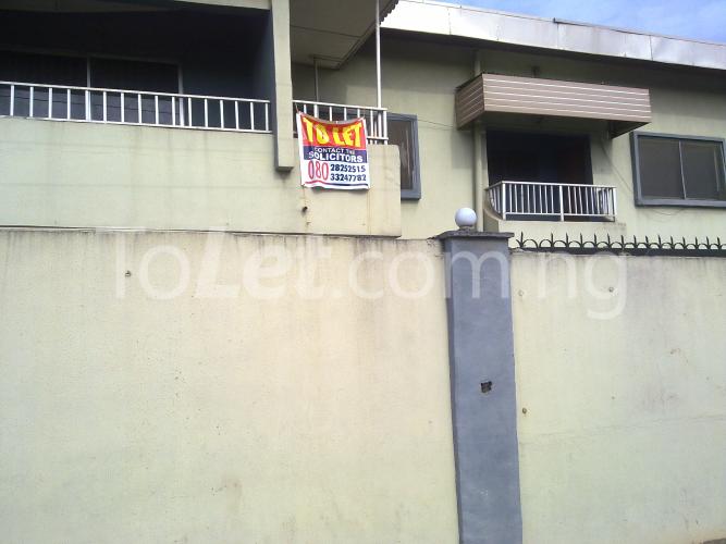 3 bedroom Flat / Apartment for rent 20, Fehintola Giwa Street, Off Solo Ogun Street Surulere Surulere Lagos