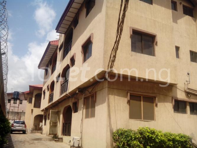 3 bedroom Flat / Apartment for rent Ajayi Road, Off Ijaiye Road, Ogba Ogba-Egbema-Ndoni Lagos