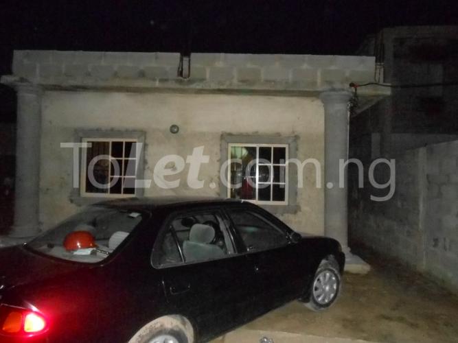 1 bedroom Flat / Apartment for rent 20 Akabueze Street, Idiagbon Town, Majek, Lekki Epe Expressway Lekki Lekki Lagos